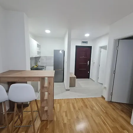 Lejlighed Centar 2 *
