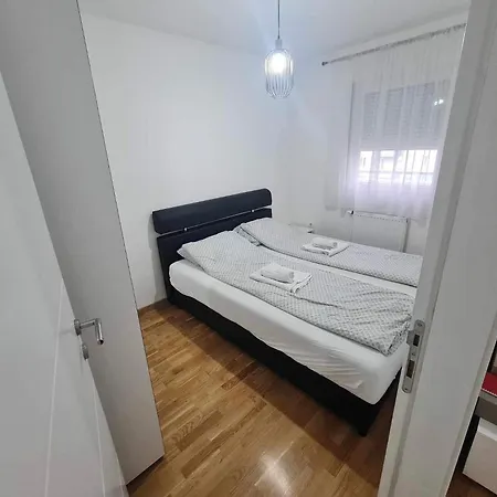 Διαμέρισμα Centar 2 *
